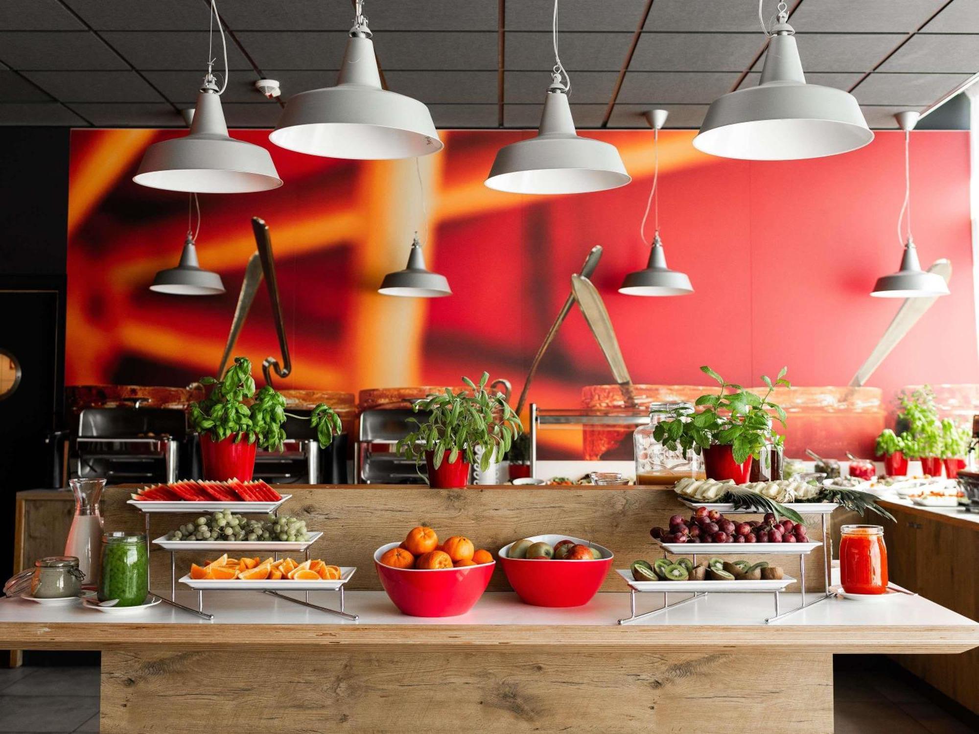 Ibis Poznan Polnoc Hotel Suchy Las Kültér fotó
